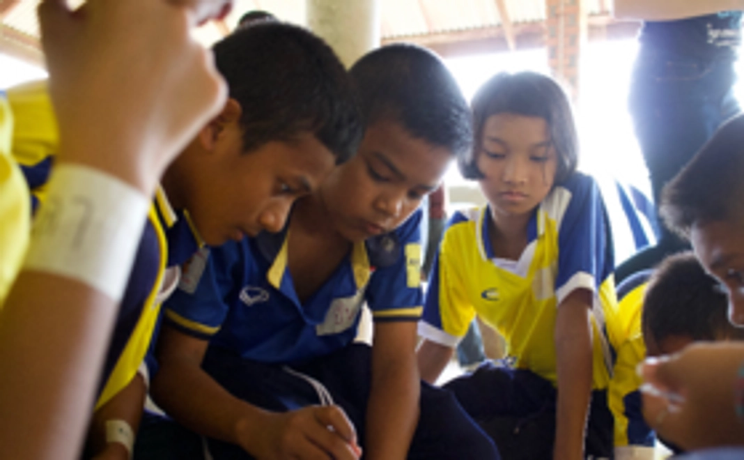 プロジェクトの活動報告も兼ねて、素敵な写真が入ったレポートをお送りします。