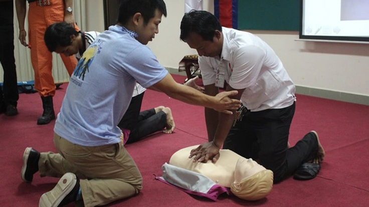 カンボジアで救急救命技術者を育成し、カンボジア人を救いたい！