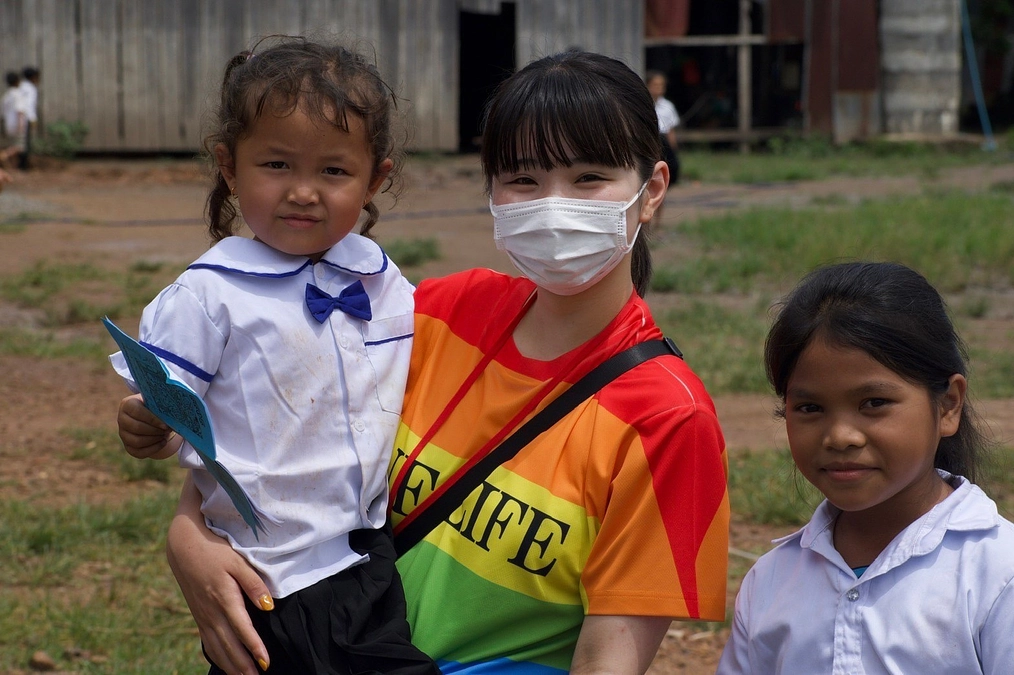 【カンボジアの子どもたちに会って】 9代目 広報局　星野薫乃