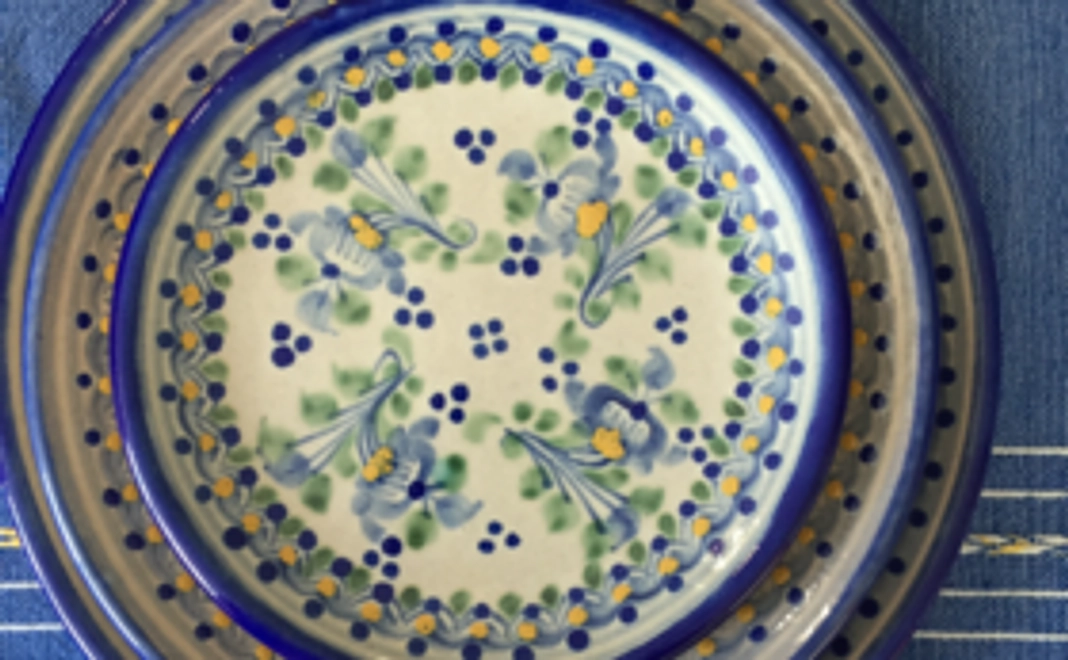 タラベラ焼き陶器のお皿（1枚）