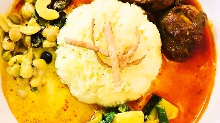 糸島の新鮮野菜を使った無添加本格カレーを届けたい！