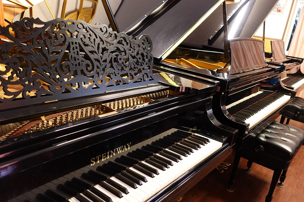 本日23時まで！！ / 「100年前のピアノ」