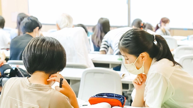 経済事情など、様々な困難を抱える中高生に対する無料学習支援