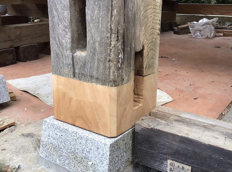 工事の様子｜ねじりの調整作業