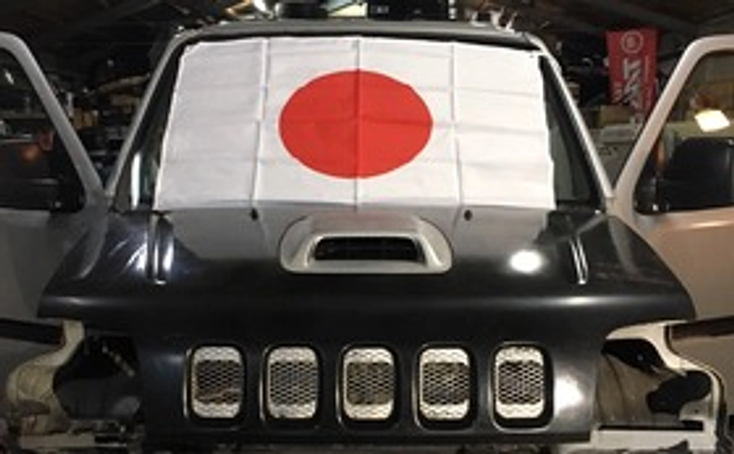 感謝のメールと車両完成のご報告+国旗への掲載コース