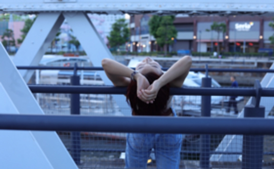 サイン付きチェキ撮影会