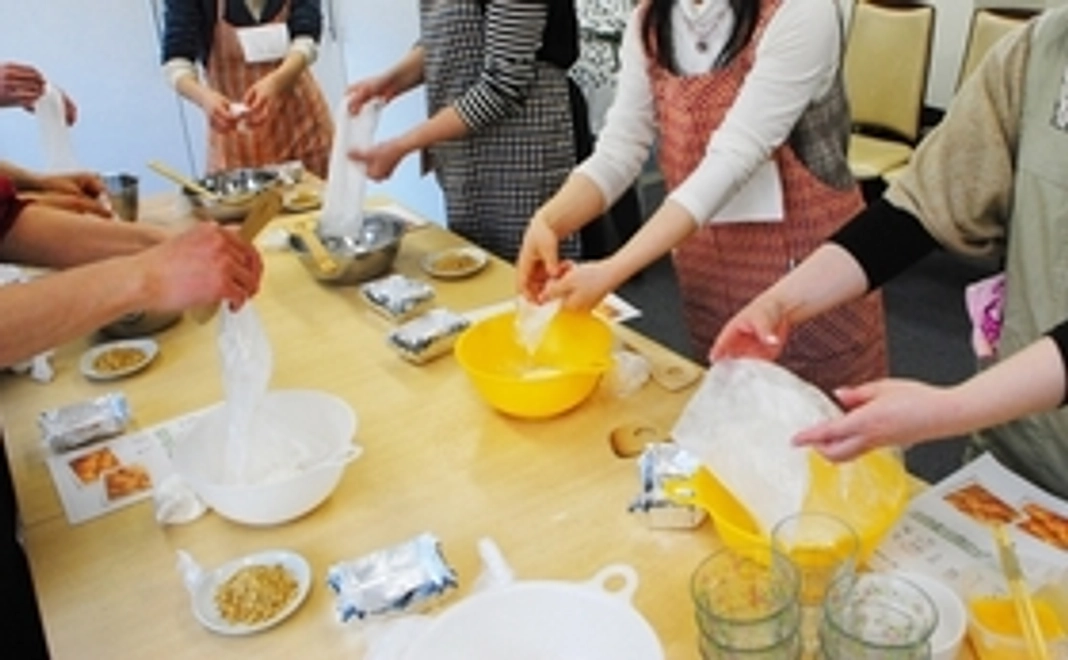 手作りのエコバックとイベント・教室のご招待券