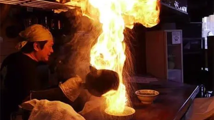 コロナに負けるか！炎のネギラーメン　めん馬鹿一代