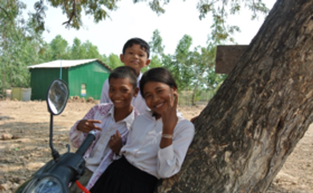 【現地からのビデオレターをお送り致します!】