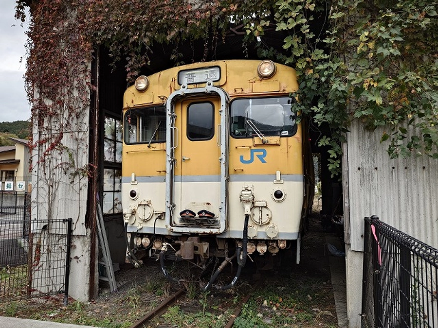 【保存施設見学報告シリーズ】広島県旧加計駅のキハ28-2394を見てきました。