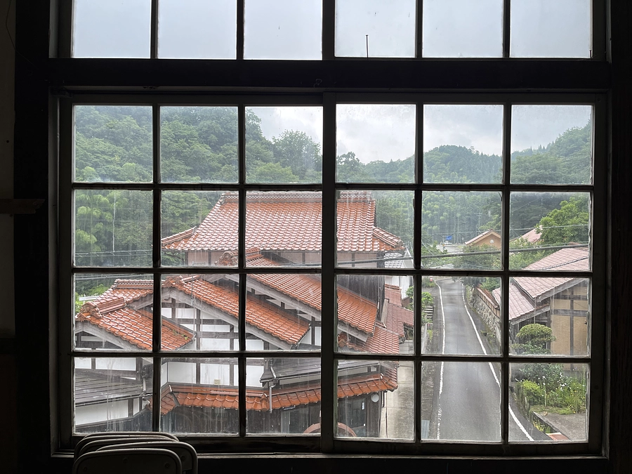 建物見学会と石州瓦のまち歩きを行います