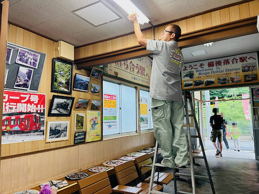 備後落合駅の清掃活動に取り組みました