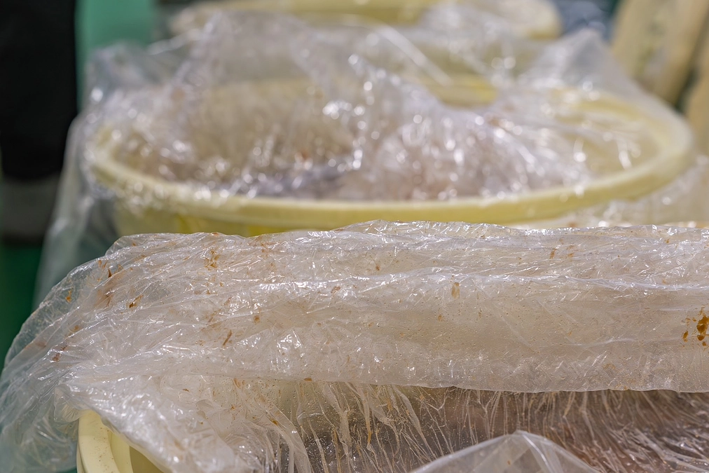 味噌開封！！発送まであと、1か月！