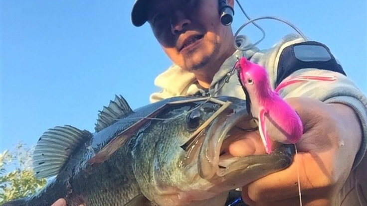 ルアー職人濱田忠士が海釣りの経験を活かしたバスルアーを製作！