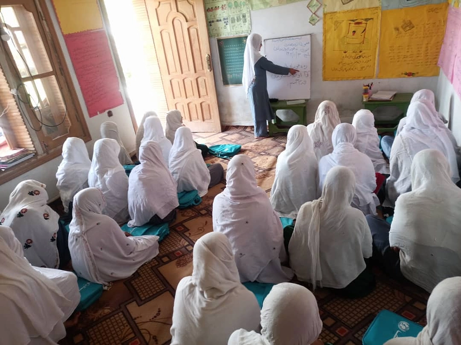 二人の娘をもつ、アフガニスタン人男性職員の想い