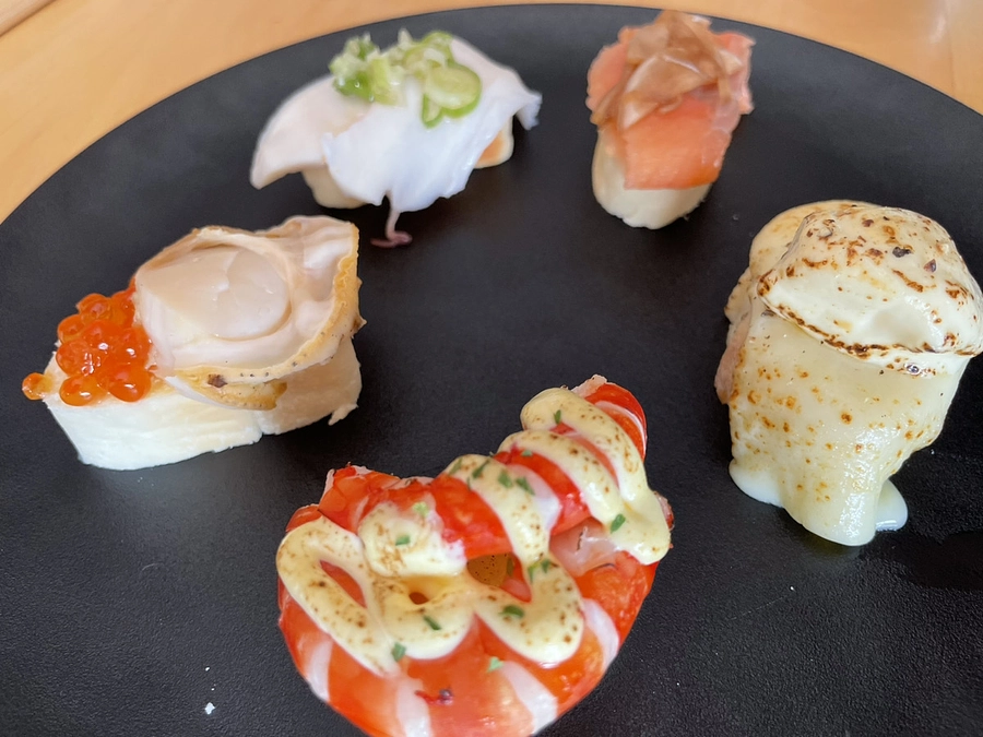 すしパンまつり　たくさんの方に来ていただいています🌝　 / 小樽就労支援B型らしくワーク