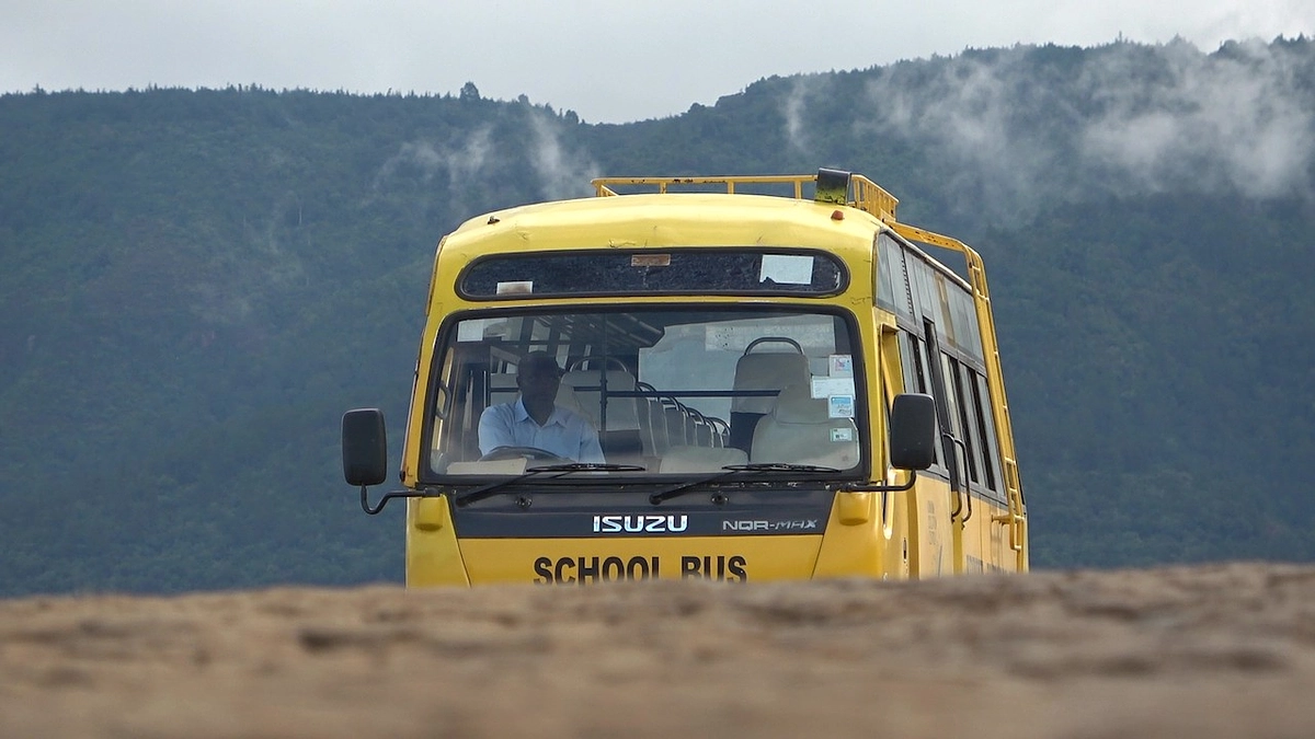 🌈バスのドライバーさんへのインタビュー動画