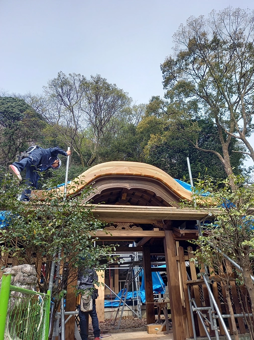 本殿修復の様子③【唐破風】