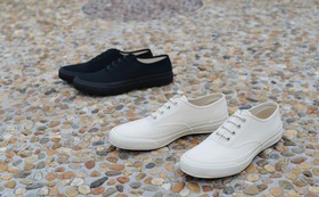 DECKSPORT1足（ご配送）