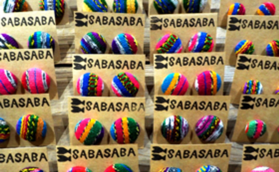 【数量限定！ピアスorイヤリング】SABASABAの商品を買って支援に繋げよう！