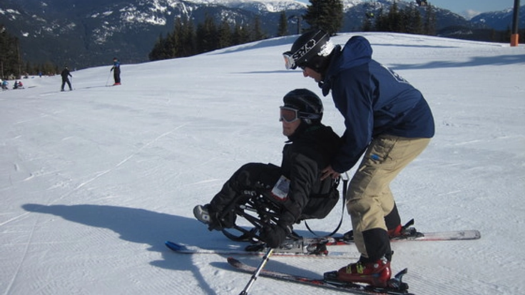 福島で始まる障がい者スキースクールの専用器具購入にご協力を！