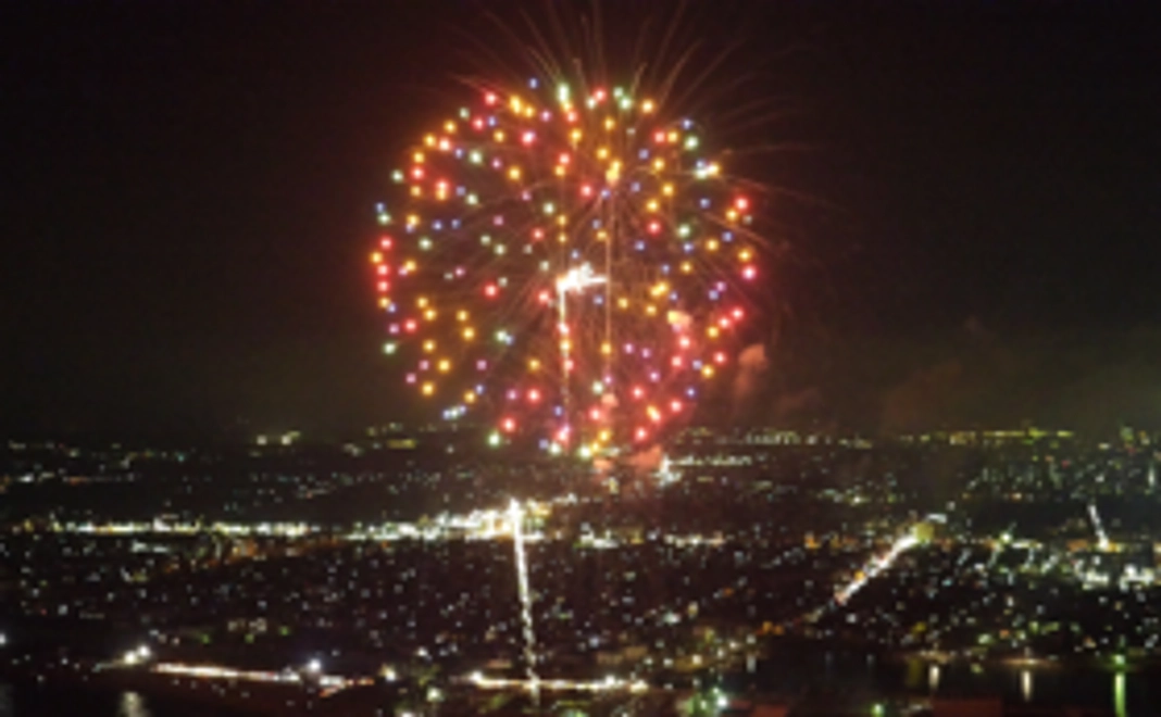 みなさんの想いを打ち上げてください！