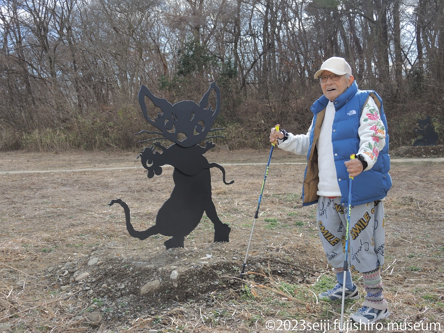 藤城先生　新美術館視察のご様子