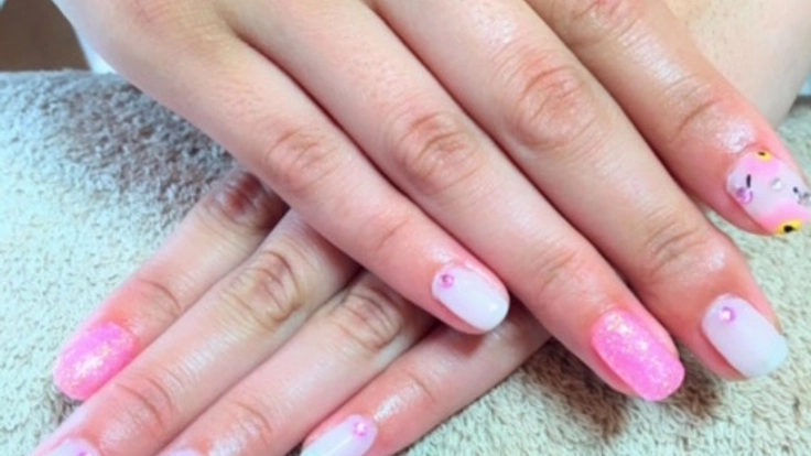 ネイルサロンにオイルマッサージの施設を増設しお客様を笑顔に！