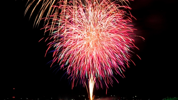 〜子供たちに故郷と家族の想い出を〜ふるさと想い出花火を開催！