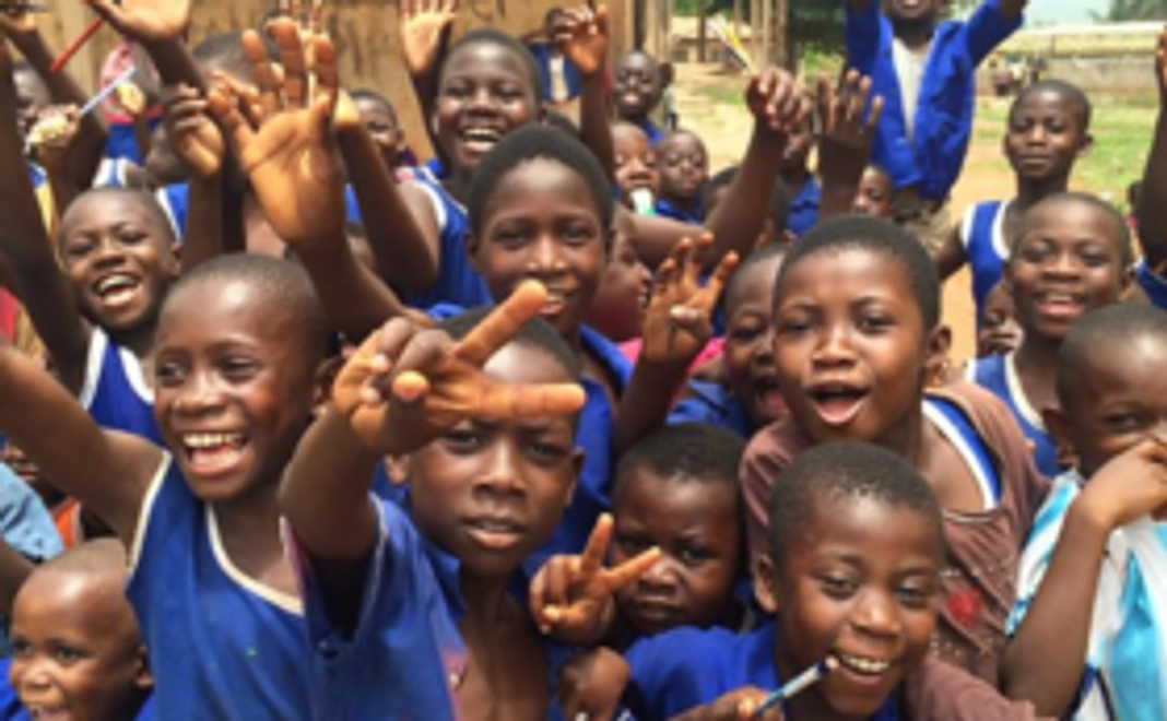 活動報告書をお送りします