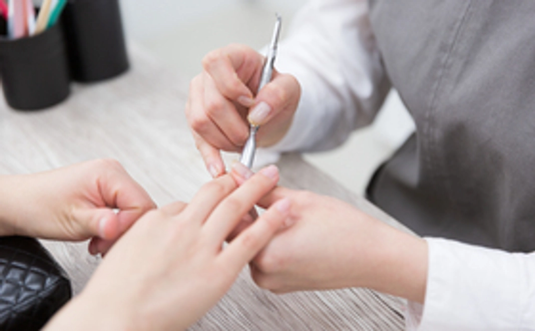 【爪の無料カウンセリング付き】ハンドケア