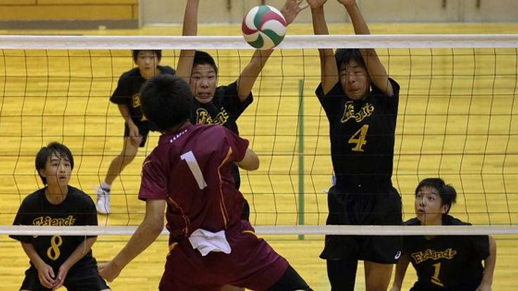 男子中学生バレーボールクラブ『フレンズ』にユニフォームを！