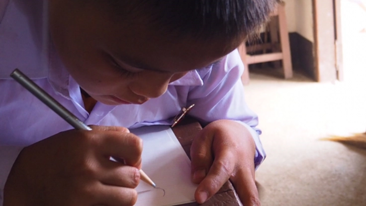 ラオスにある小学校の子ども達に、日本の絵本を届けたい！