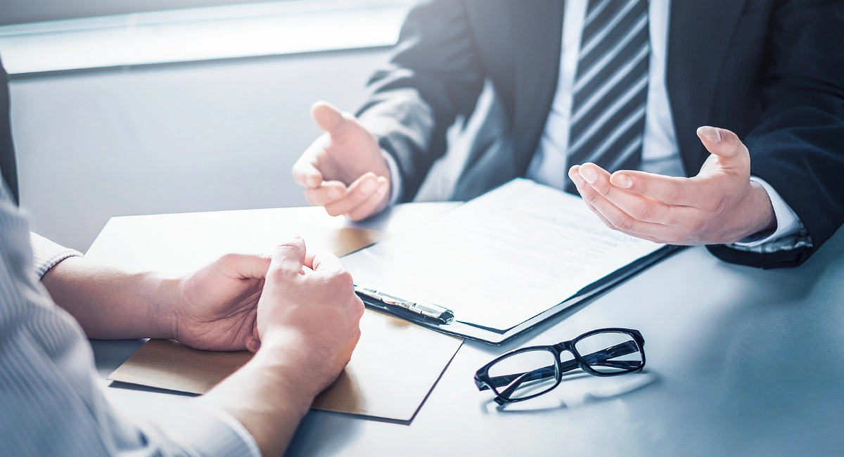 第一印象は“非言語”で9割決まる──初対面で信頼されるノンバーバルチェックリスト