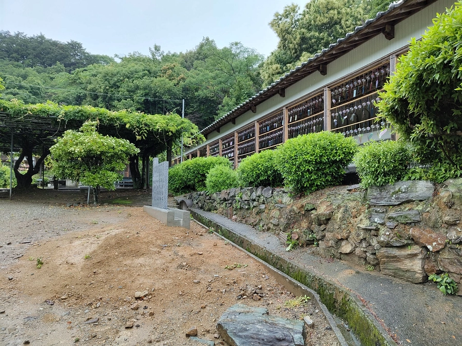 プロジェクトリターンの玉垣（大）・（小）が完成しました！