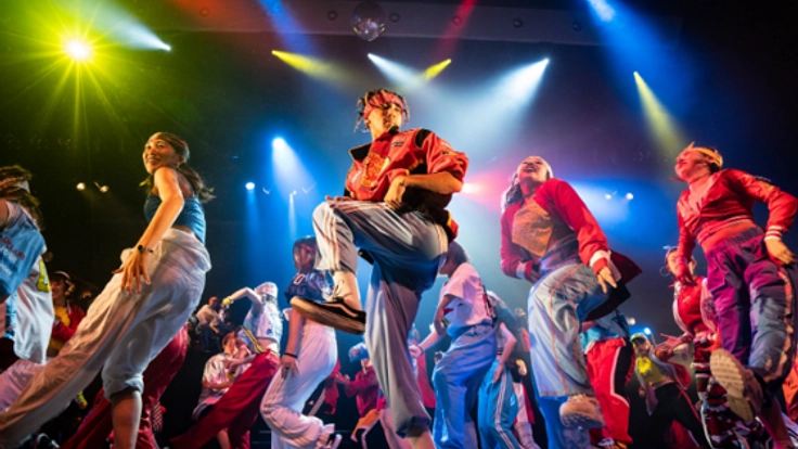 一夏をかけて作り上げる公演をもっともっと凝った作品に!