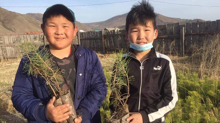 木の泥棒と言われた村を「森を愛する村」へ。モンゴルの森再生計画始動