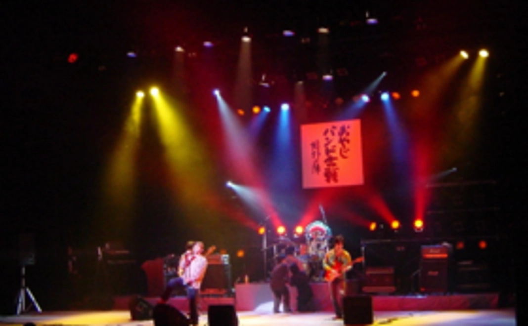 チケットと当日コンテスト時のDVDをお送りします