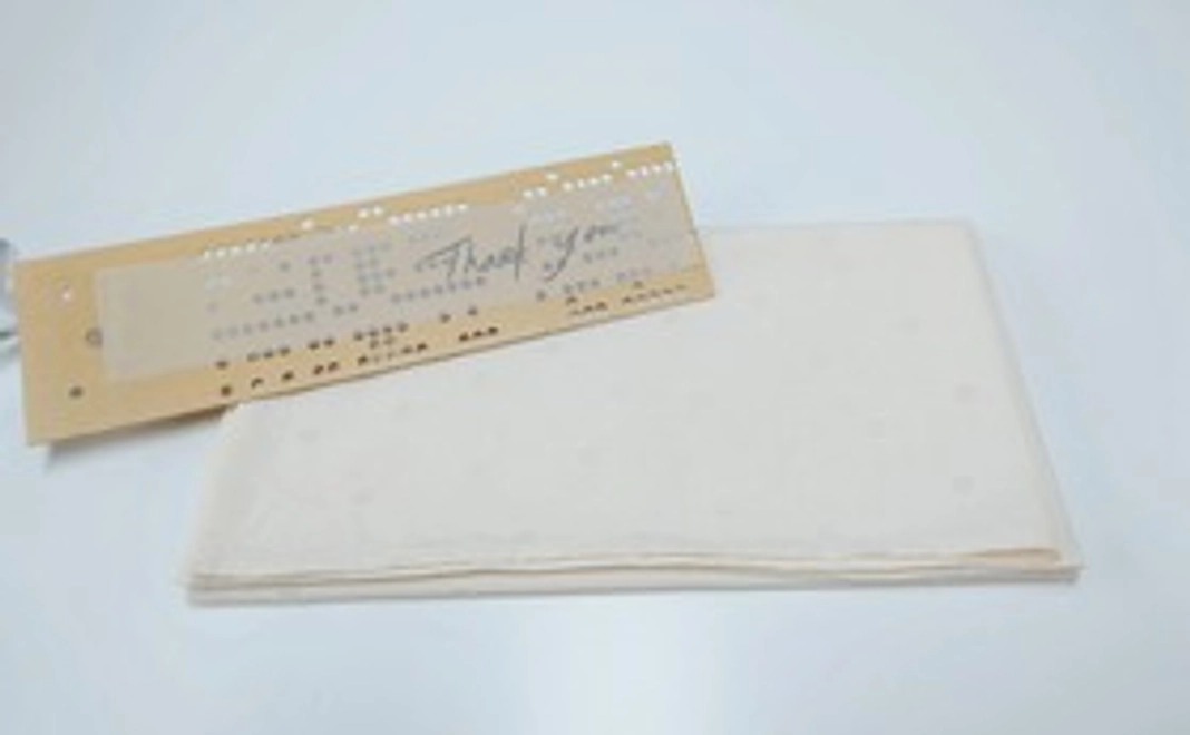 サンクスカードとハンカチ