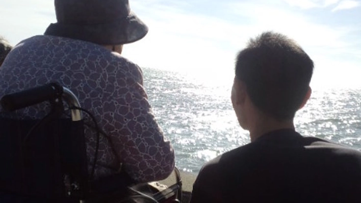 北海道で子どもから高齢者が共生できるデイサービスを運営します