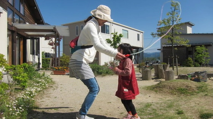 里親家庭をサポートする英国発祥のプログラムを全国に広めたい