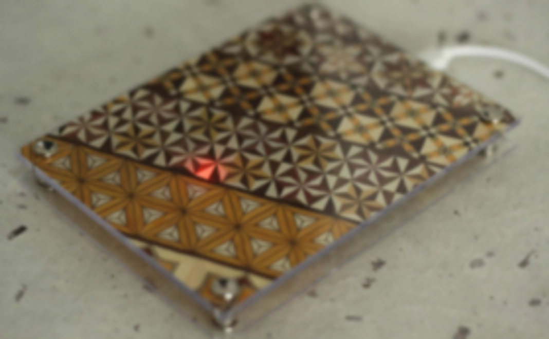 【追加募集】箱根寄木細工×無線充電器