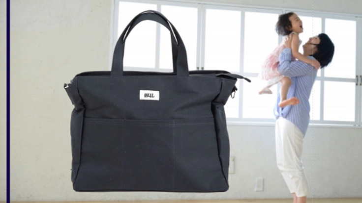 使いやすさ抜群！様々な収納を備えたマザーズトートバッグ