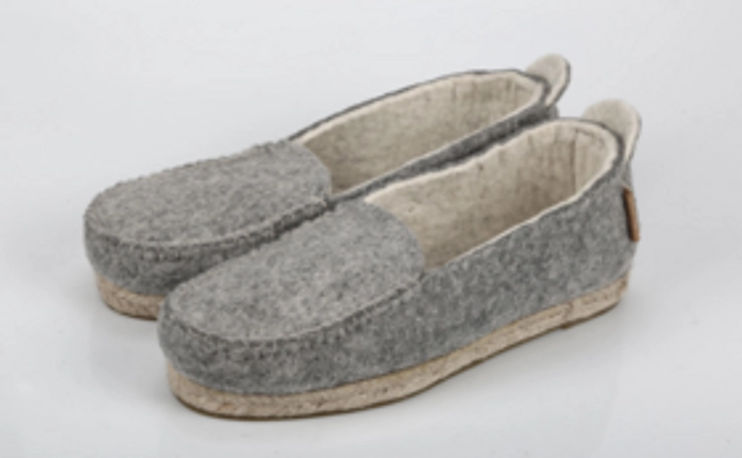 【A】先着:30名さま | フェルトモカシン