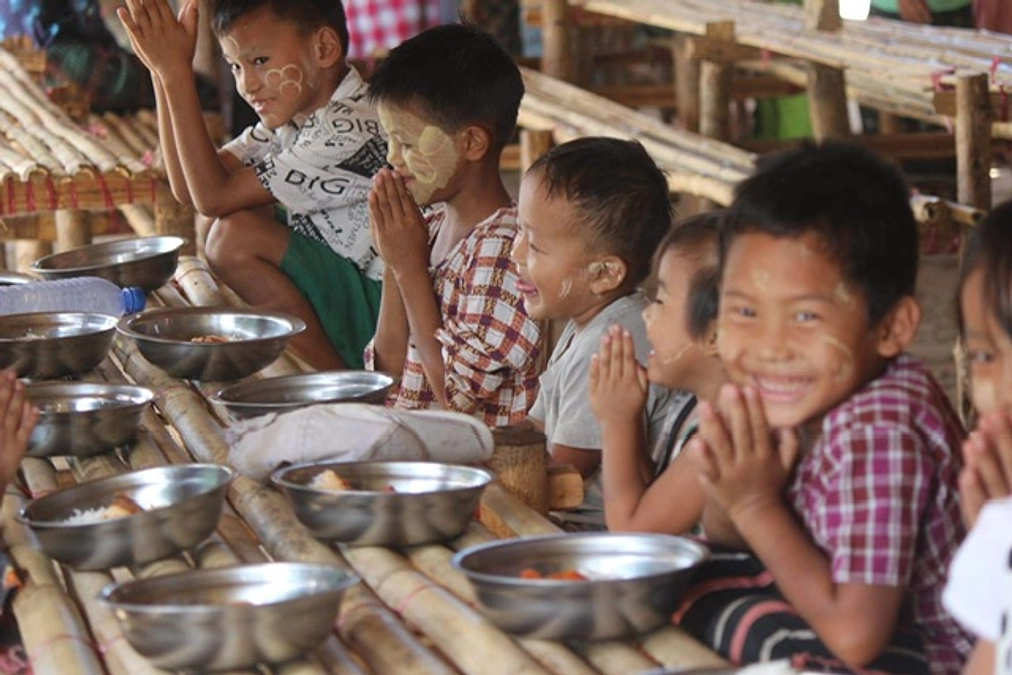 マグェ管区　食料支援の様子