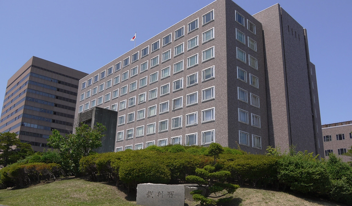 【記念塔控訴審第１回口頭弁論の内容】 原告弁護士　裁判長に抗う