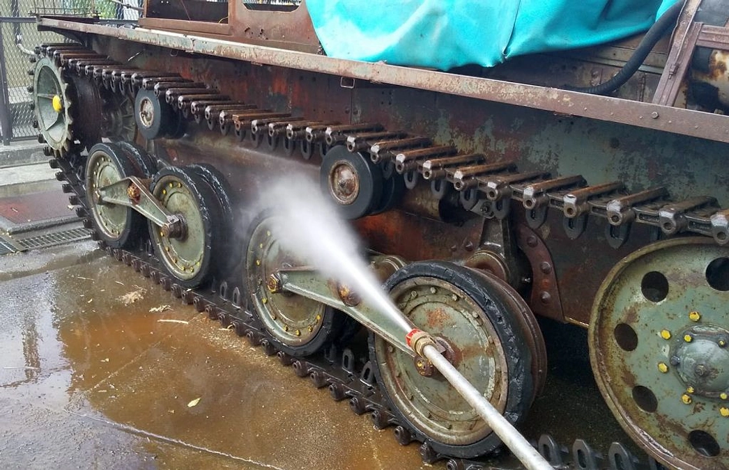 猛暑も終わり本格的に修復作業が始まりました！