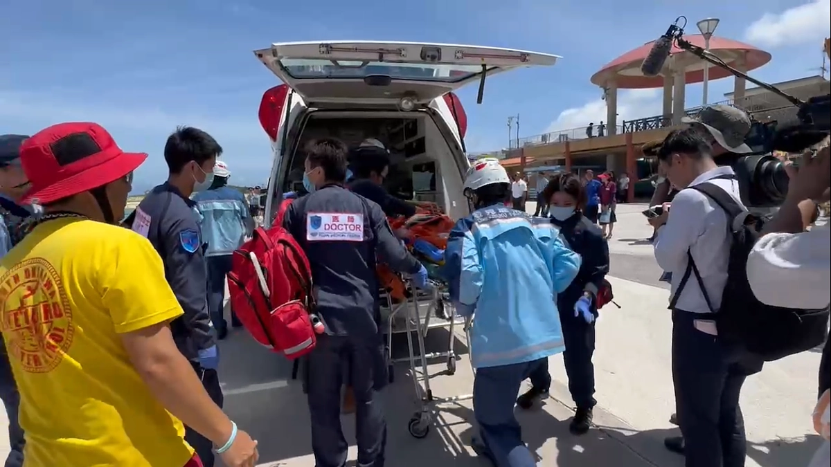 地域消防・警察・海保・ライフセーバーと共に水難救助訓練に参加しました！