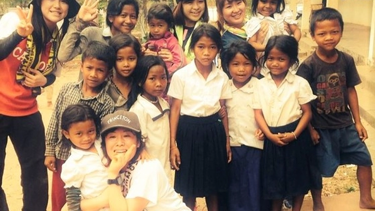 カンボジア サンバ村の小学生にスポーツの楽しさを教えたい!