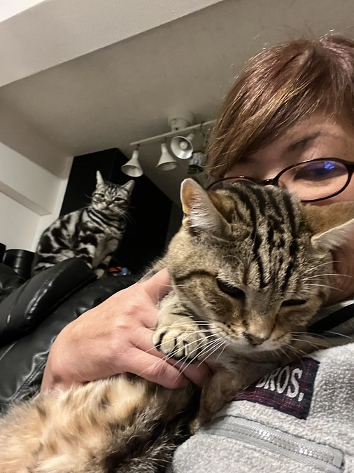 あと3時間⏰　mocoとママの内緒のはなし。。。あっどらもね、最高の3ショット